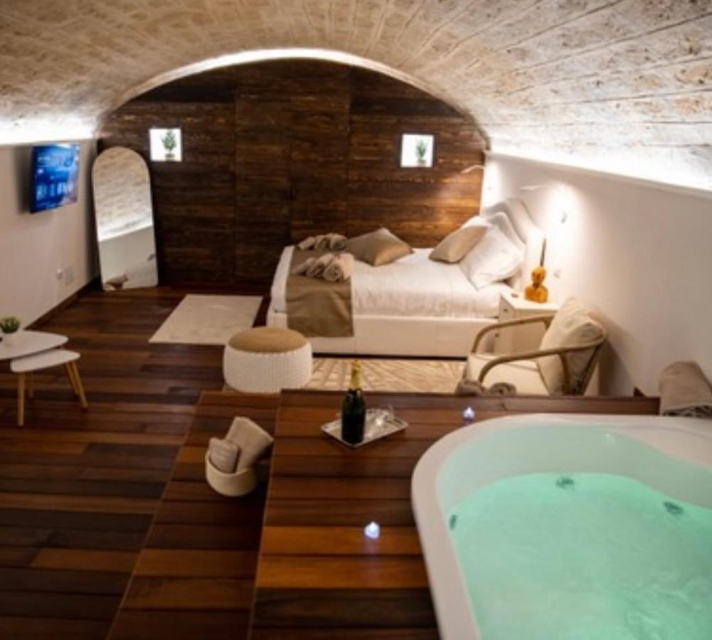 Lc Luxury Apartment Bari Eksteriør billede