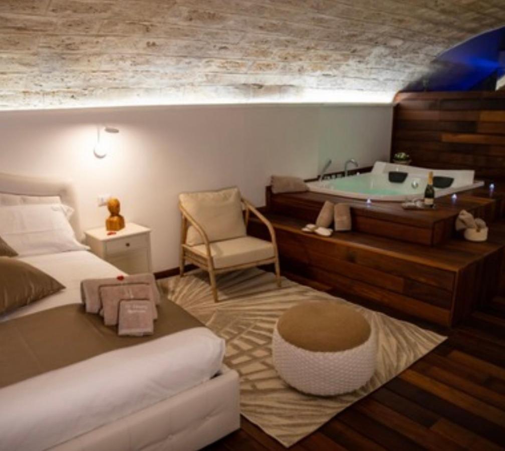 Lc Luxury Apartment Bari Eksteriør billede