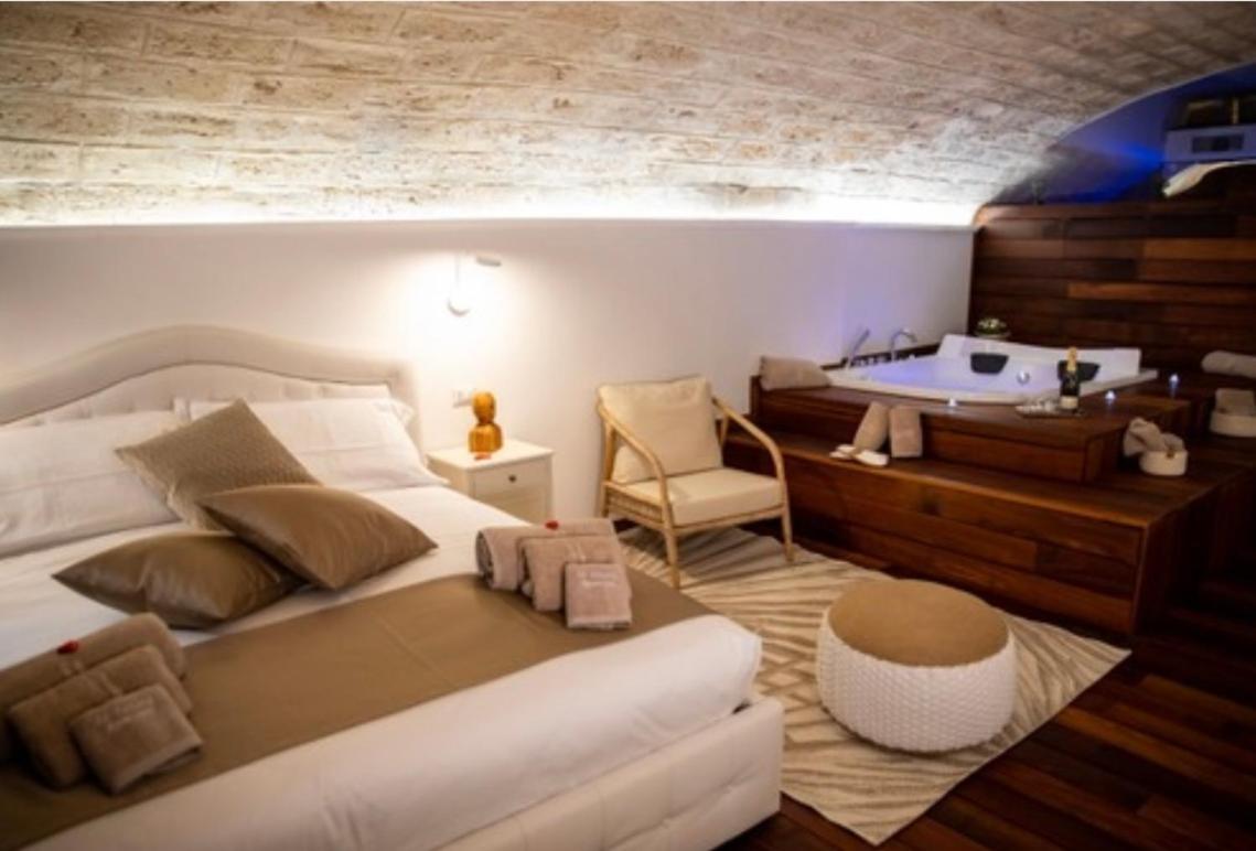 Lc Luxury Apartment Bari Eksteriør billede