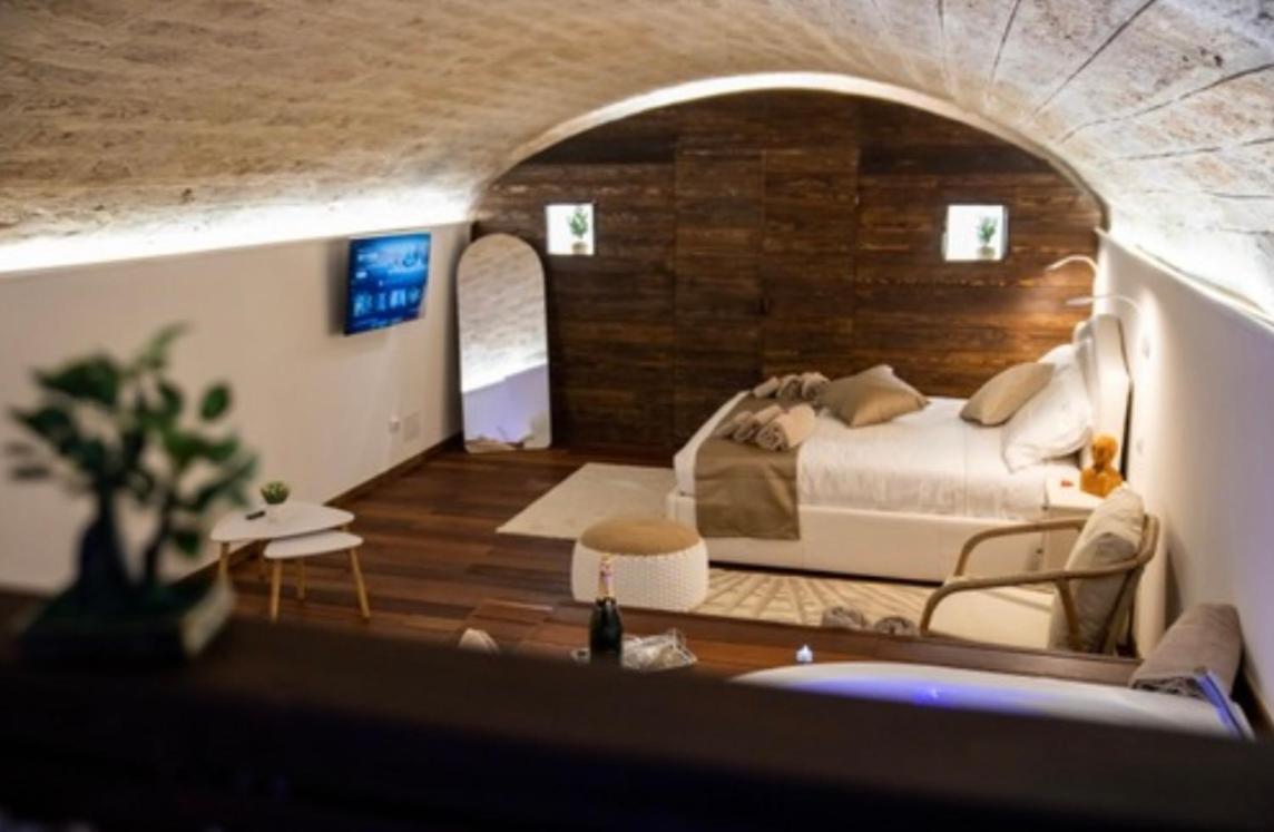 Lc Luxury Apartment Bari Eksteriør billede
