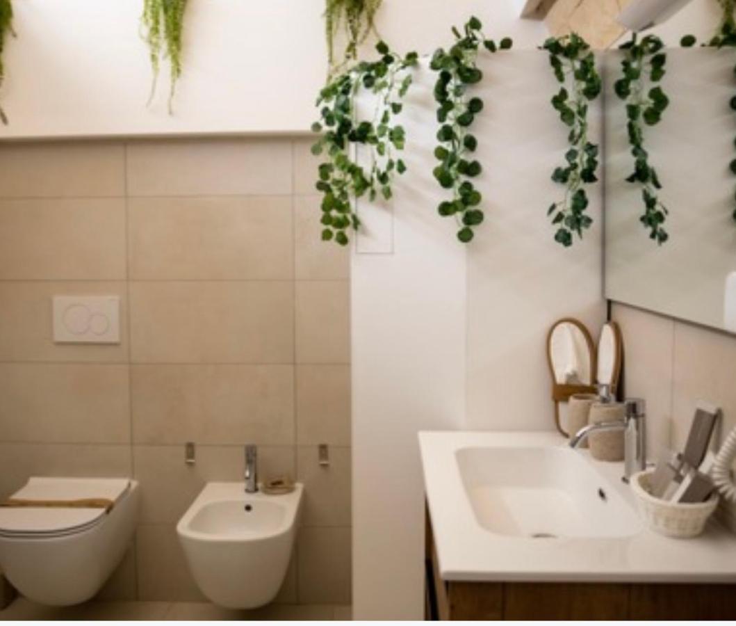 Lc Luxury Apartment Bari Eksteriør billede
