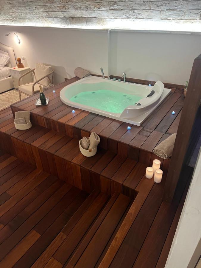 Lc Luxury Apartment Bari Eksteriør billede