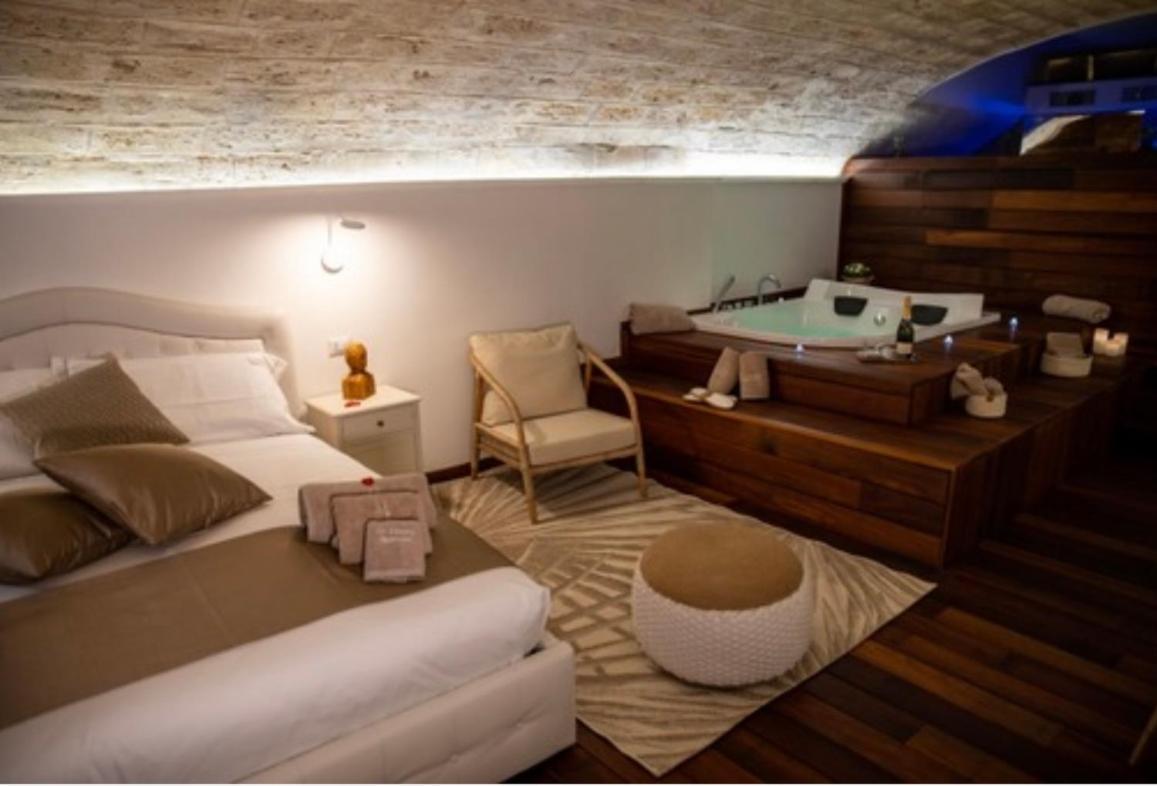 Lc Luxury Apartment Bari Eksteriør billede