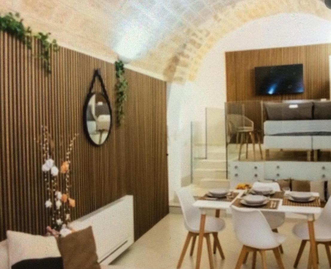 Lc Luxury Apartment Bari Eksteriør billede