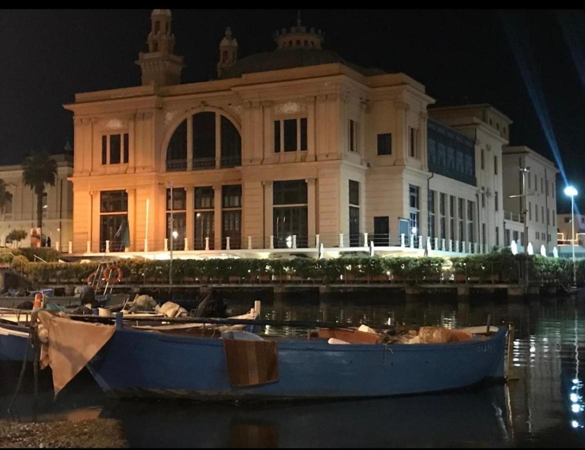 Lc Luxury Apartment Bari Eksteriør billede